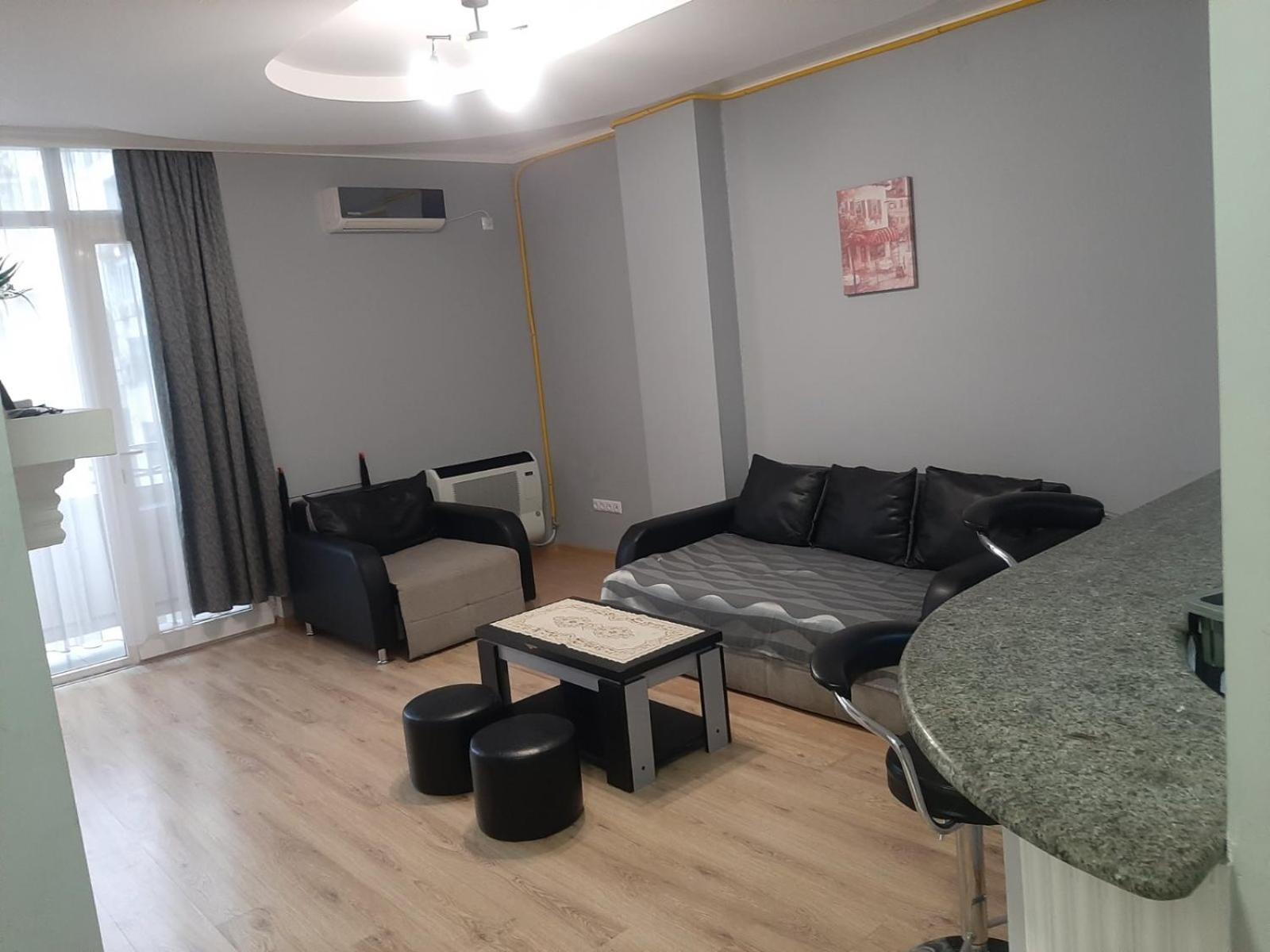Apartment White Magnolia Batumi Exterior photo